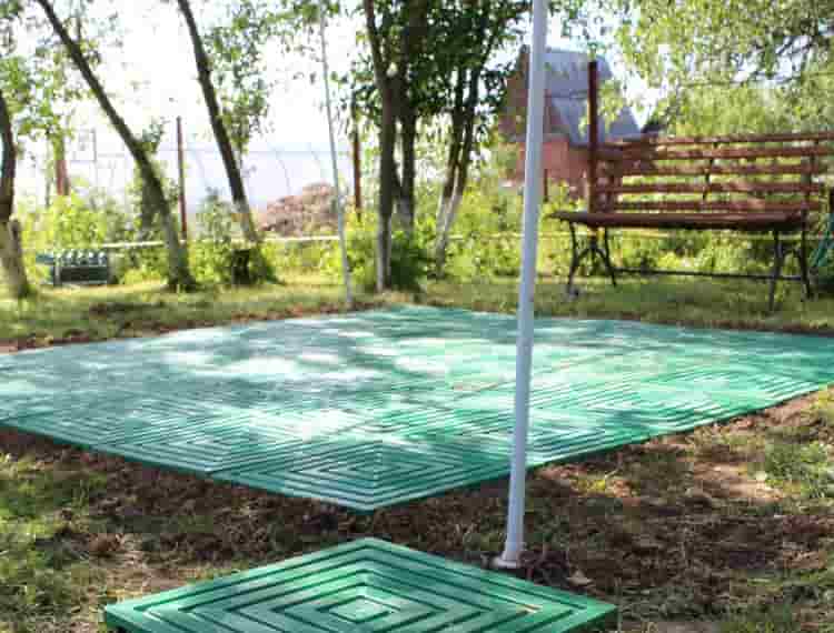 Садовый настил площадка для пикника на дачном участке